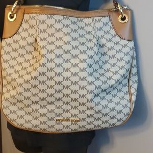 Michael Kors Shoulder Bag